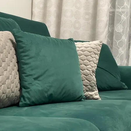 Elisabeth Ii By Renters *