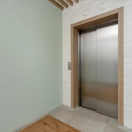 Appartement Elisabeth Ii By Renters *