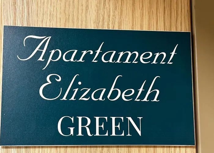 Elisabeth Ii By Renters *